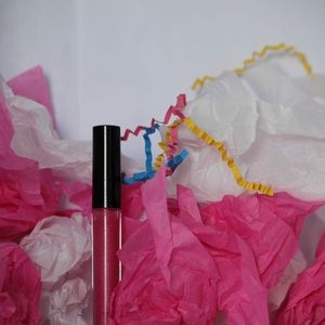 Lip gloss